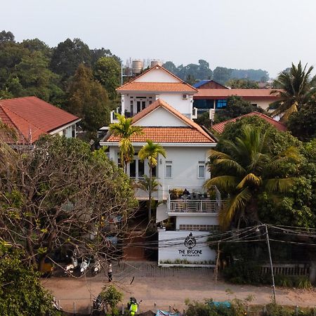 The Bygone Hotel Sziemreap Kültér fotó