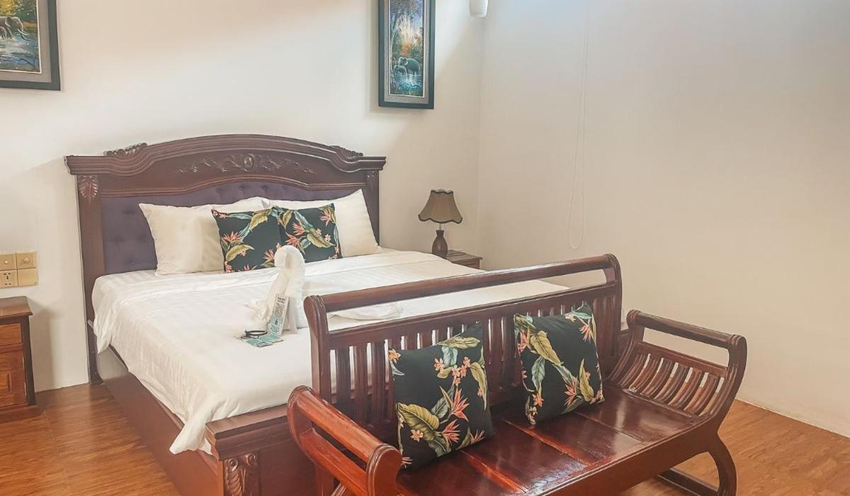 The Bygone Hotel Sziemreap Kültér fotó